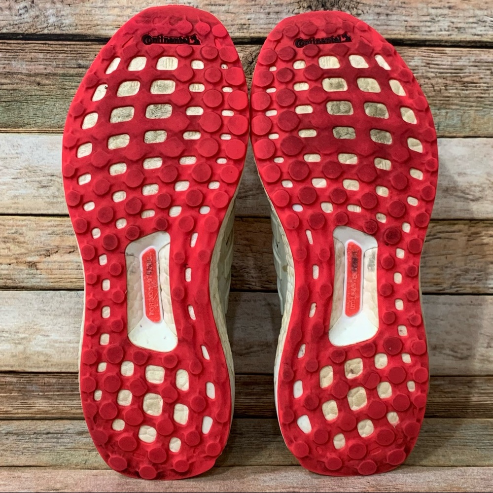 Adidas UltraBoost 4.0 Athletic Shoes 👋 - Picture 9 of 10